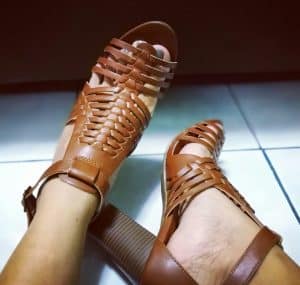 Brown sandals trend