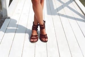Brown sandals trend