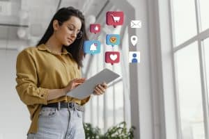 Social commerce live shopping