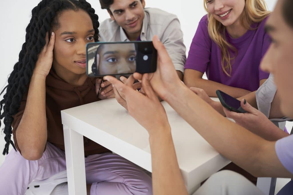 Social Media Apps 2026: AI, Creators, and New Features